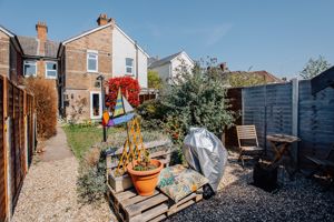 Photo 16- click for photo gallery